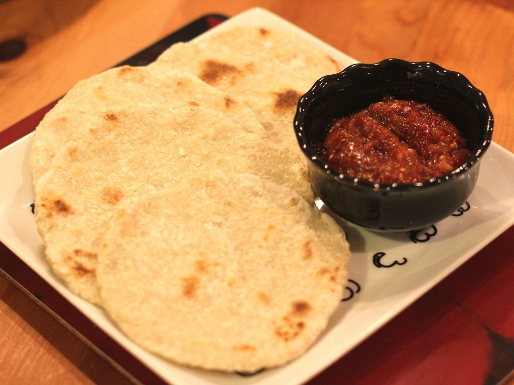 sri-lankan-coconut-roti