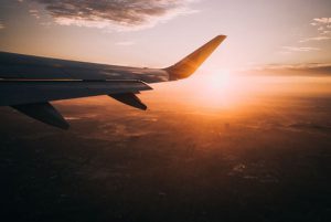 travel-pregnant-flight