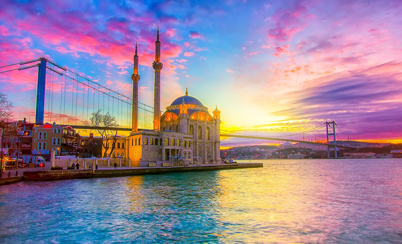 نمایی دیگر از پل بسفر استانبول