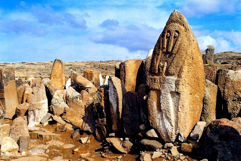 شهر یری، یادگاری از معبد قوشا تپه