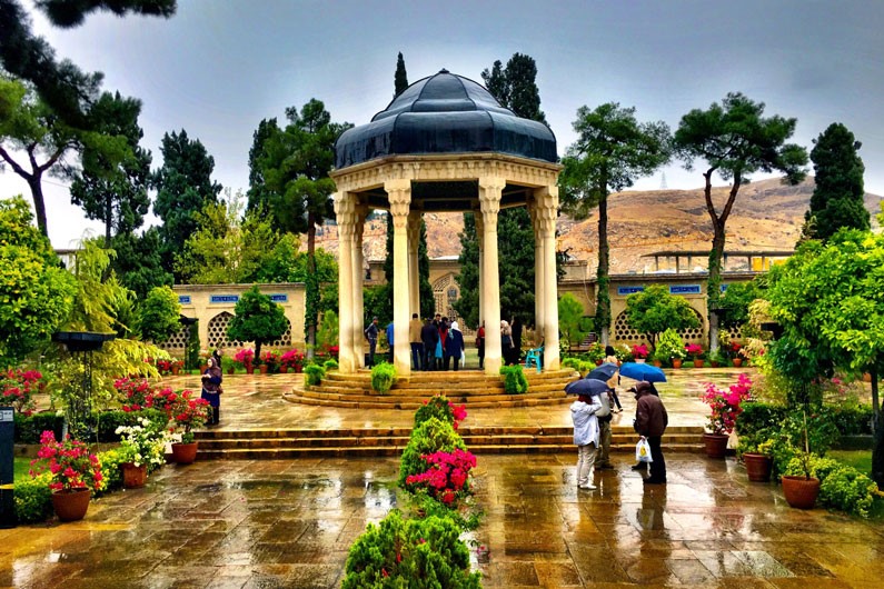 جاهای دیدنی شیراز حافطیه